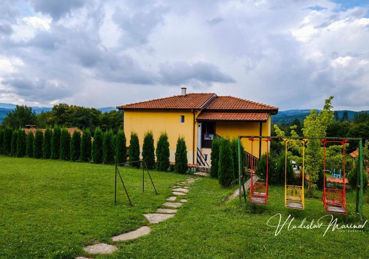 Bachvarovi Villas Tryavna Exterior photo