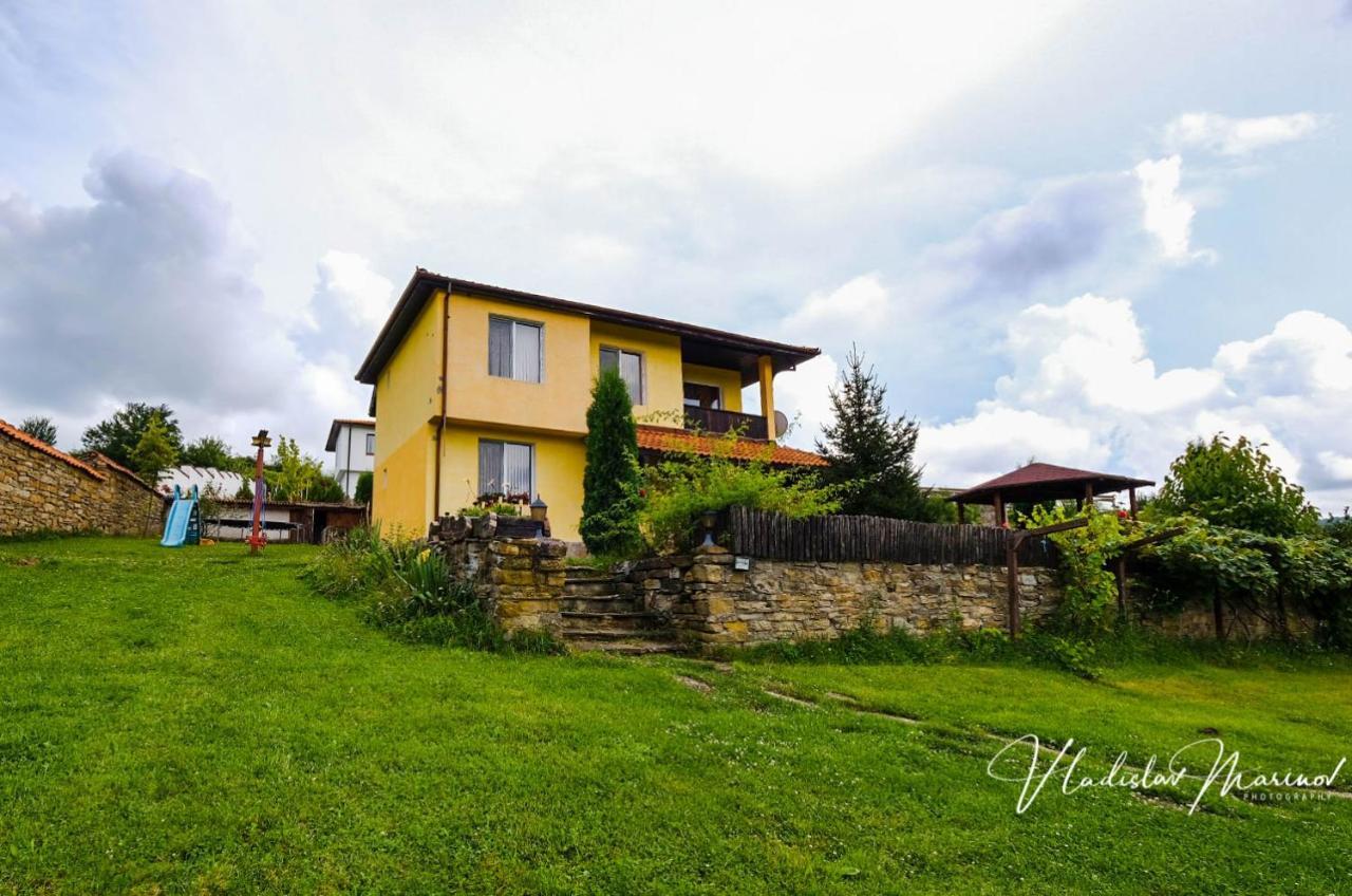 Bachvarovi Villas Tryavna Exterior photo